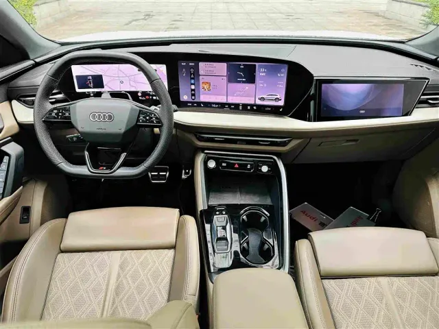 Audi Q5L — Фото автомобиля 14