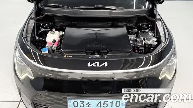 Kia Niro — Фото автомобиля 6