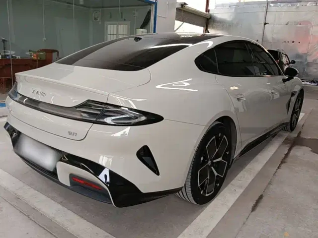 Xiaomi SU7 — Фото автомобиля 6