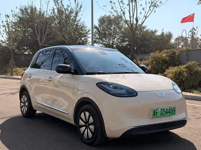 Wuling Bingo — Фото автомобиля 3