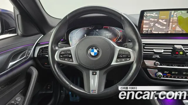 BMW 5 Series G30 — Фото автомобиля 13