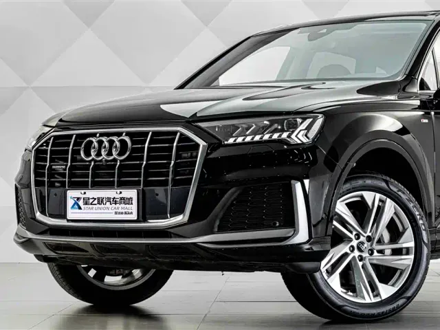 Audi Q7 — Фото автомобиля 2