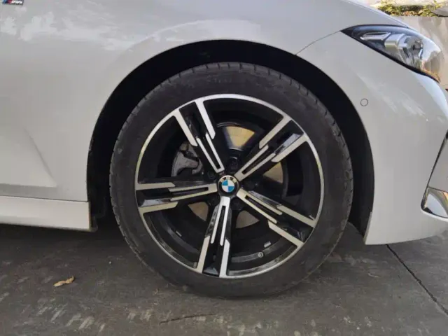 BMW 3 Series — Фото автомобиля 6