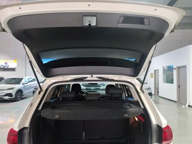 Volkswagen Tharu — Фото автомобиля 18