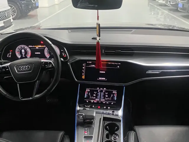 Audi A6L — Фото автомобиля 5