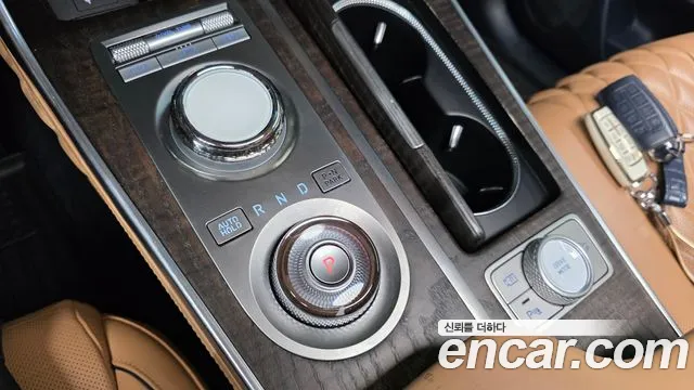 Genesis GV80 — Фото автомобиля 12