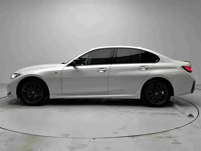 BMW 3 Series — Фото автомобиля 5