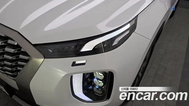 Hyundai Palisade Palisade Бензин 3.8 2WD — Фото автомобиля 16