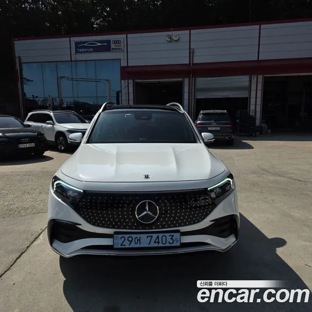 Фотография автомобиля — Mercedes-Benz EQB X243