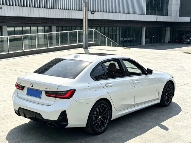 BMW 3 Series — Фото автомобиля 7