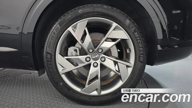 Genesis GV70 Electrified GV70 — Фото автомобиля 6