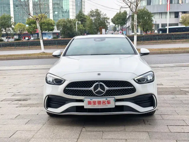 Mercedes-Benz C-Class — Фото автомобиля 2
