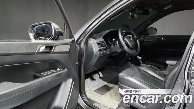 KG_Mobility_Ssangyong Rexton Новый Rexton Sport Khan Дизель 2.2 4WD — Фото автомобиля 10