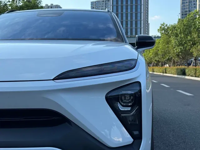 Nio ES6 — Фото автомобиля 22