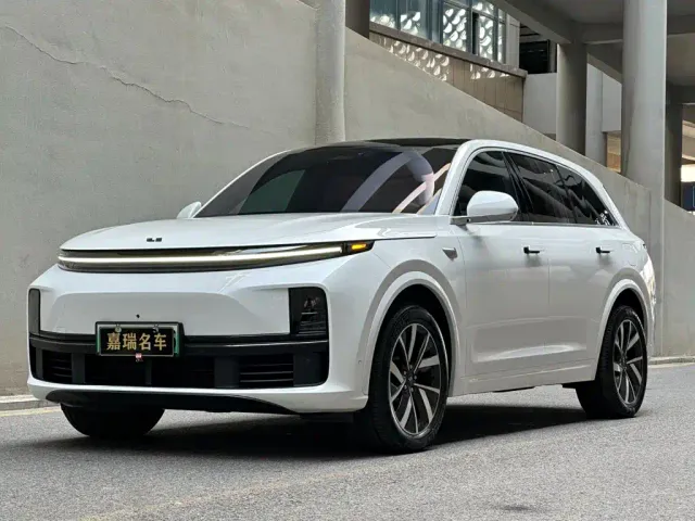 Фотография автомобиля — Li Auto L7
