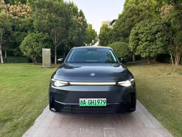 Фотография автомобиля — Leapmotor C10