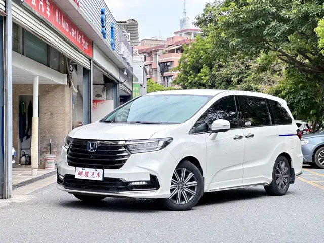 Фотография автомобиля — Honda Odyssey
