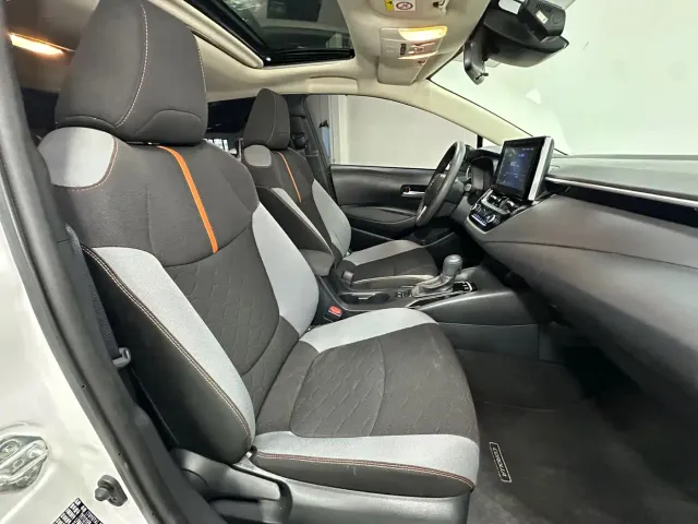 Toyota Corolla — Фото автомобиля 10
