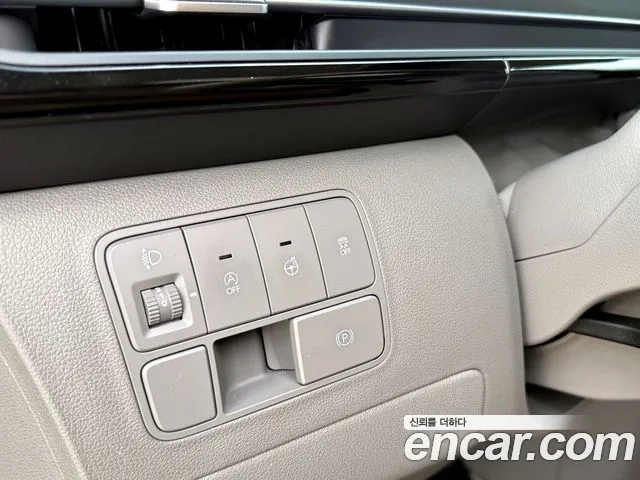 Hyundai Staria Staria Lounge 9 мест — Фото автомобиля 17