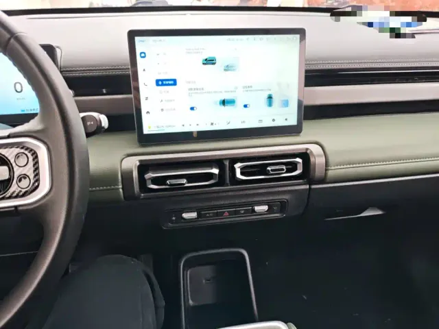Baojun Yep Plus — Фото автомобиля 5