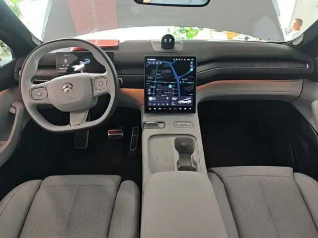 Nio EC7 — Фото автомобиля 9