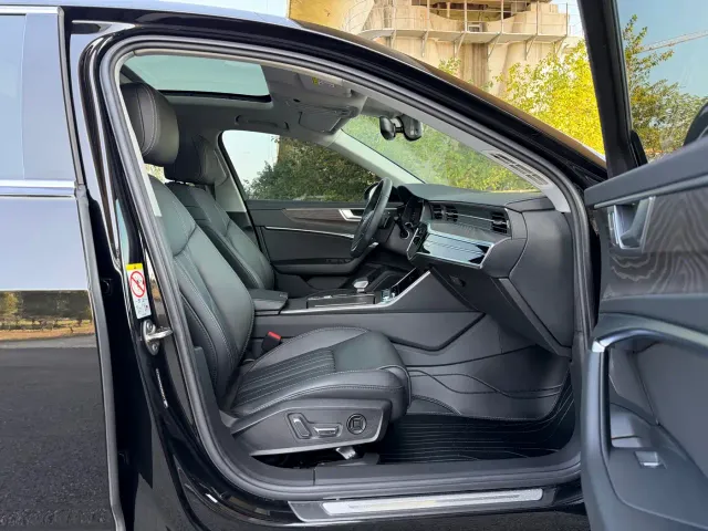 Audi A6L — Фото автомобиля 16