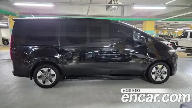 Hyundai Staria Staria Tourer 9 мест — Фото автомобиля 3