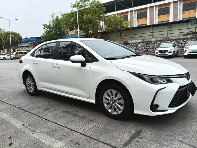Toyota Corolla — Фото автомобиля 3