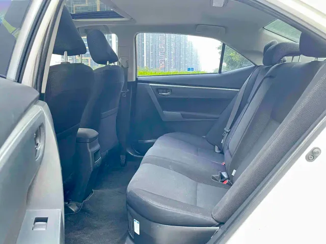 Toyota Corolla Twin Engine E+ — Фото автомобиля 12