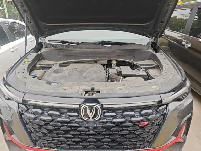 Changan CS35 Plus — Фото автомобиля 15