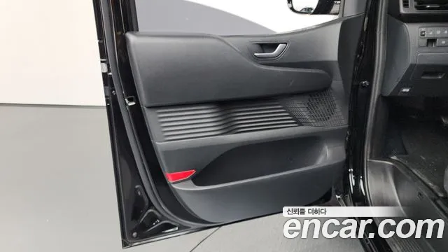 Hyundai Staria — Фото автомобиля 25