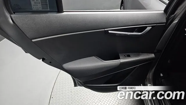 Kia Niro All Niro EV Air — Фото автомобиля 25