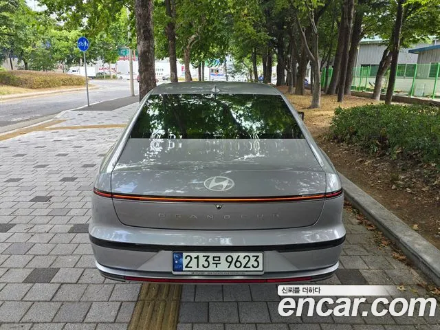 Hyundai Grandeur Grandeur (GN7) 2.5 Бензин 2WD — Фото автомобиля 6