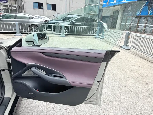 Xiaomi SU7 — Фото автомобиля 11