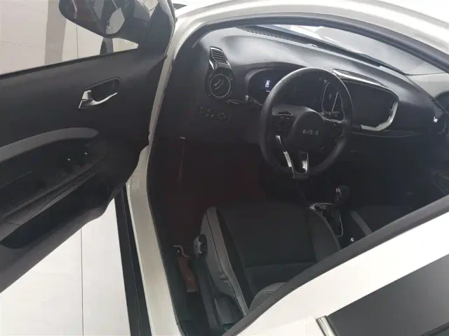 Kia KX1 — Фото автомобиля 15