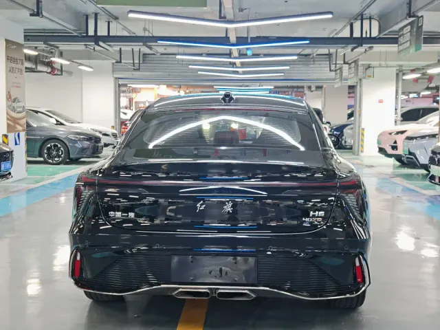 Hongqi H6 — Фото автомобиля 17