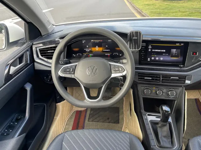 Volkswagen Lavida — Фото автомобиля 5