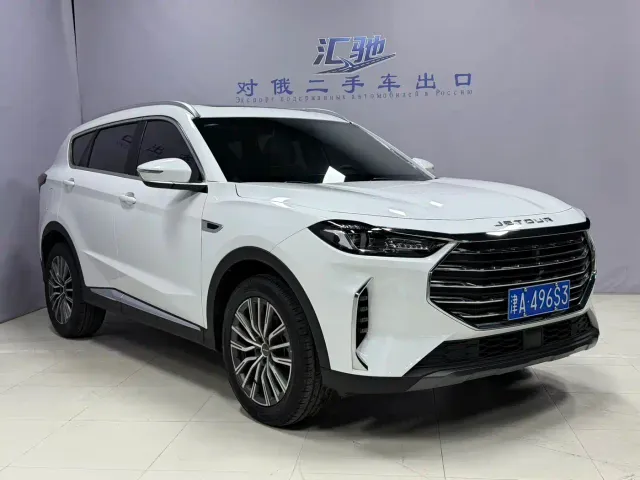 Jetour X70 Plus — Фото автомобиля 3