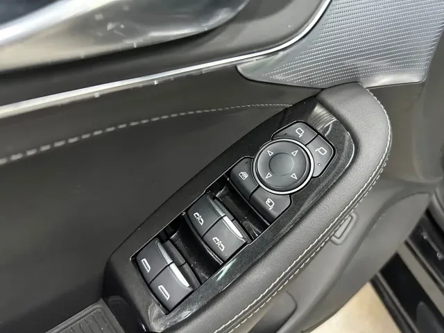 Cadillac CT5 — Фото автомобиля 6