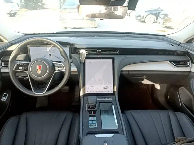 Hongqi H5 PHEV — Фото автомобиля 9
