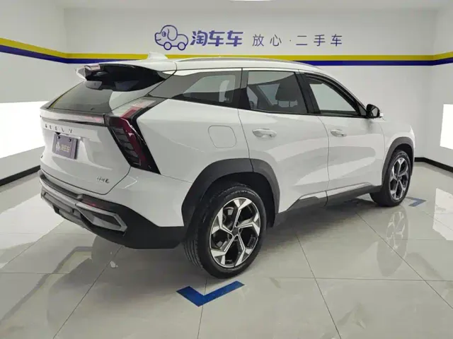 Geely Boyue L — Фото автомобиля 3