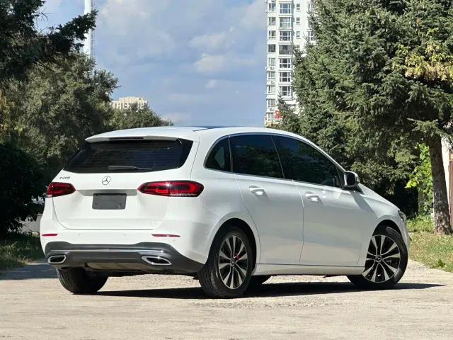 Mercedes-Benz B-Class — Фото автомобиля 7