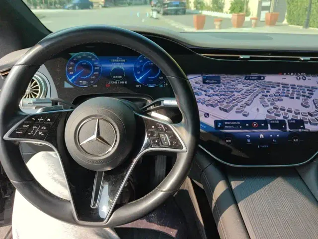 Mercedes-Benz EQS — Фото автомобиля 13