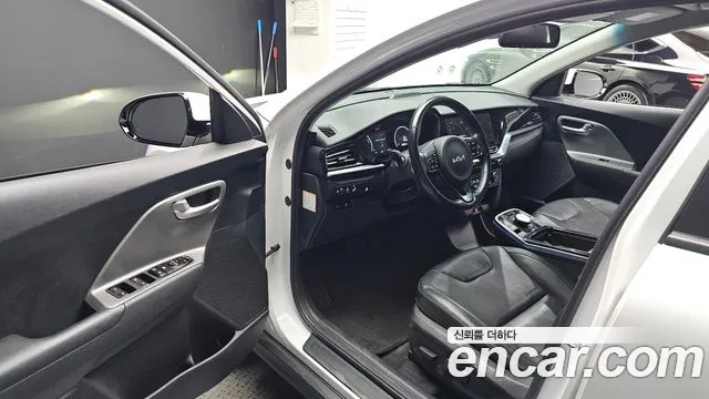 Kia Niro Niro Plus Earth — Фото автомобиля 10