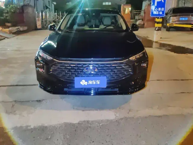Ford Mondeo — Фото автомобиля 2