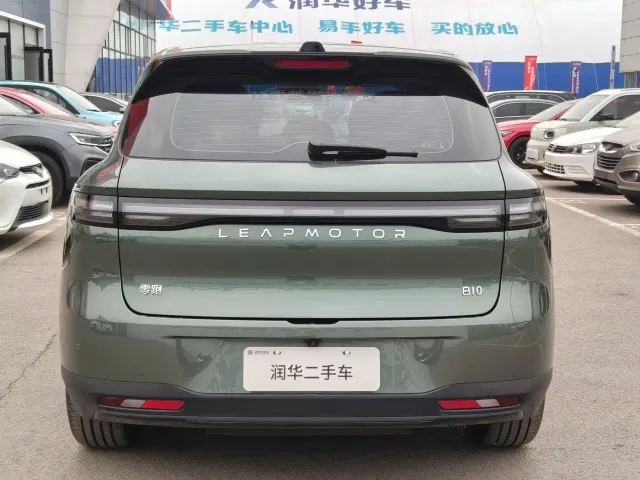 Leapmotor B10 — Фото автомобиля 4