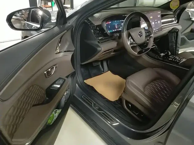 BYD Han — Фото автомобиля 15