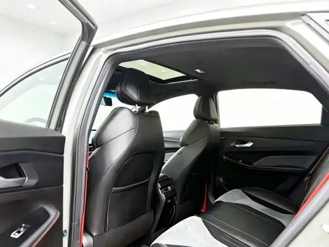 Geely Binrui — Фото автомобиля 5