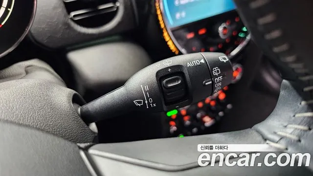Mini Cooper — Фото автомобиля 18