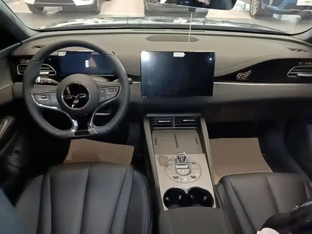 BYD Seal 06 — Фото автомобиля 9